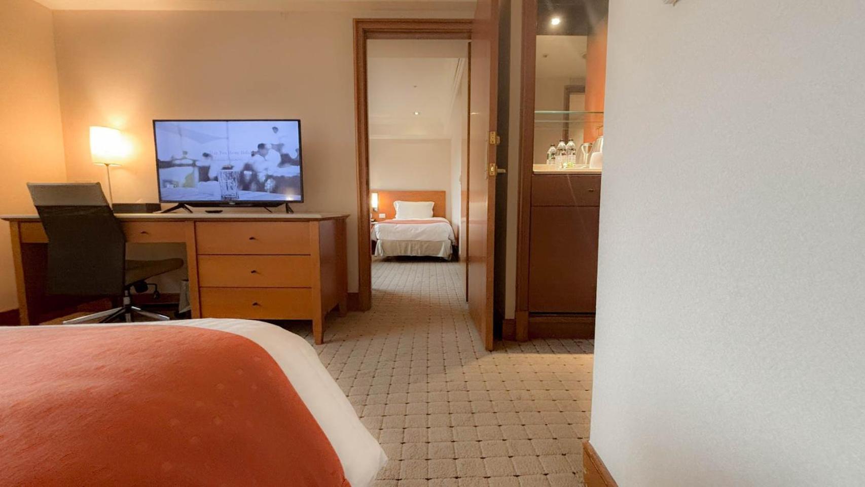 Hione Holiday Hotel Taipei Esterno foto