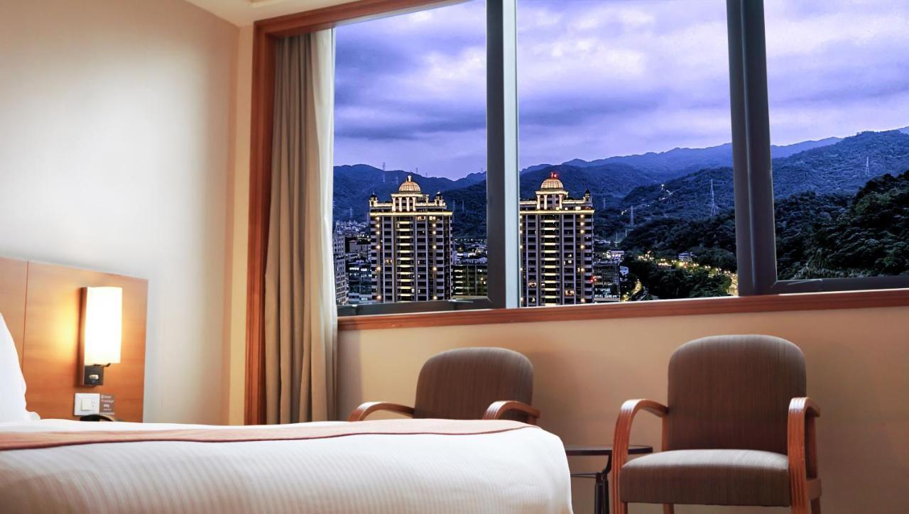 Hione Holiday Hotel Taipei Camera foto